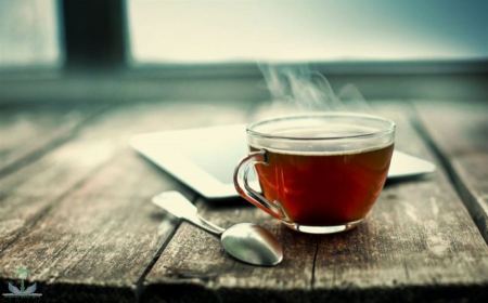 احتساء الشاي الساخن جدا قد يزيد احتمالات الإصابة بسرطان المريء