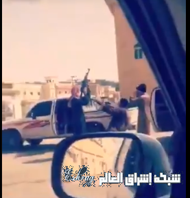 فيديو, شبان يحملون أسلحة نارية ويتجولون بها في حوطة بني تميم , والنائب العام يوجه