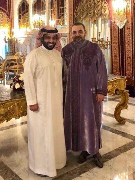 تركي آل الشيخ ينشر صورة مع ملك المغرب.. ويكشف عن مفاجأة!